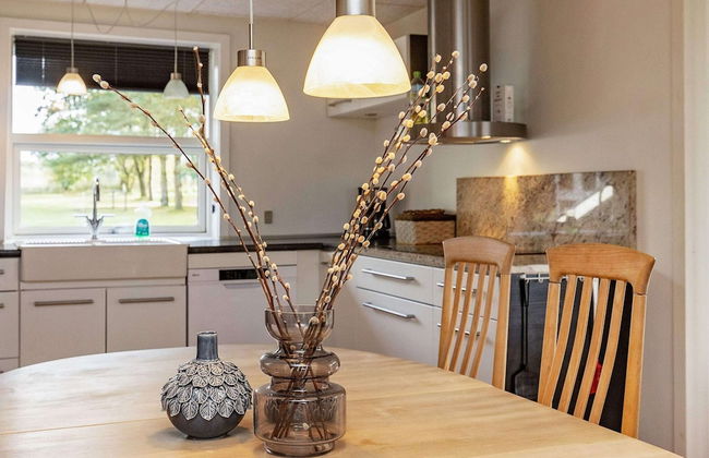 8 Person Holiday Home in Skals - Foto 18