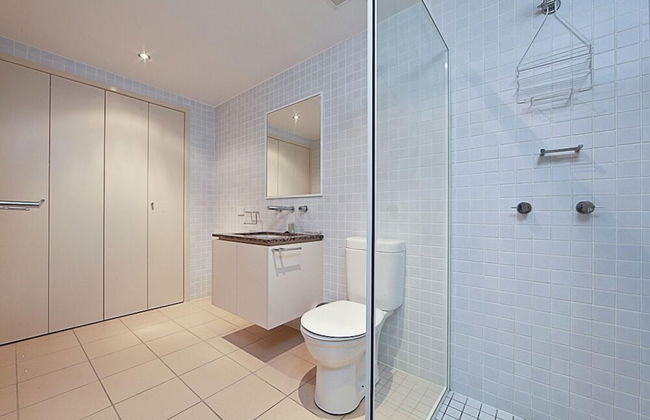 Accommodate Canberra - The Avenue - Photo 20