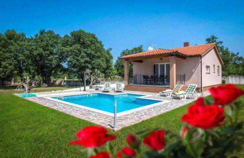 Two-Bedroom Holiday Home In Vodnjan - Foto 1