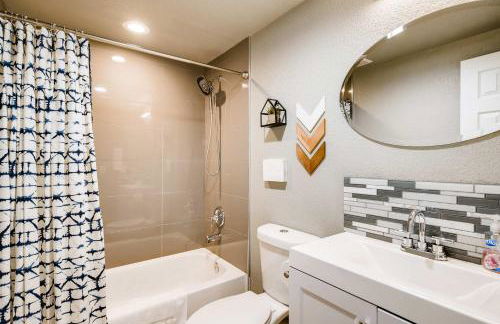 Olympic Studio - Workcation Hot Tub 4K Roku - Foto 11