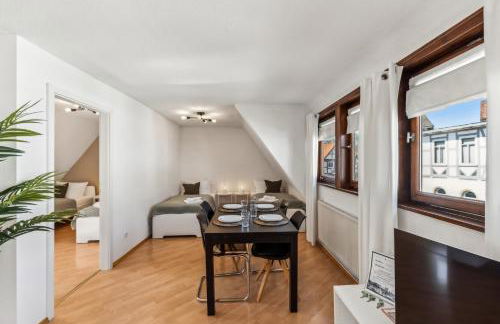 CREW BEDS - APARTMENT in Gifhorn - For 4 People - 50m2, 1x Bedroom, 4x Single Bed, Free Coffee, WiFi & Parking - 24h CHECK IN #GF01 - Foto 12