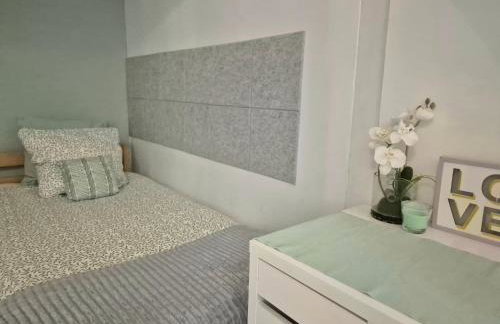 Le Canut Duviard - proche métro Croix-Rousse - Foto 17