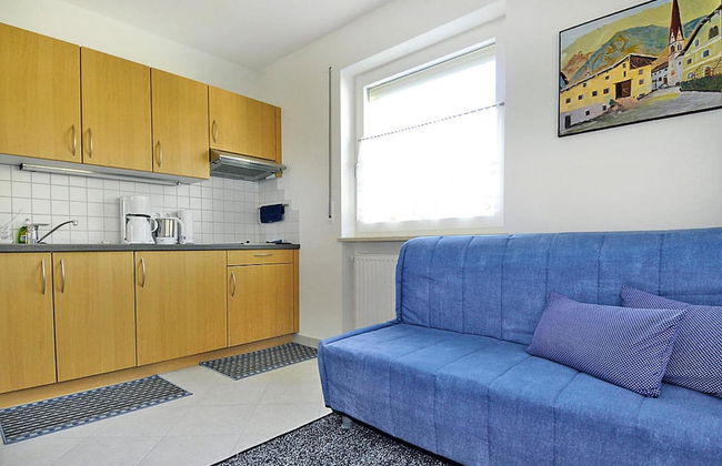 Apartment in Schlanders With Terrace - Photo 11