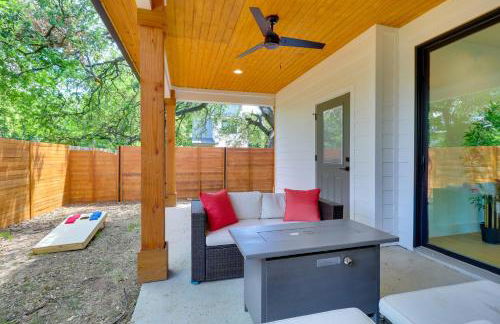Chic Austin House with Spacious Backyard and Hammock - Foto 33