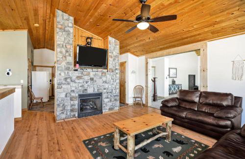 Country Bear Cabin at Bear Lake - Photo 11