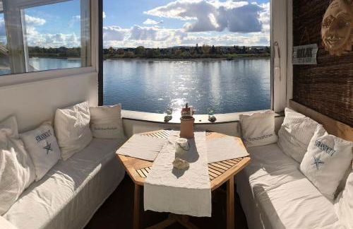 VILLA RHEINSTEIN AM SCHLOSS ENGERS - Foto 1