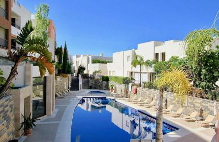 Luxury Spa Resort Marbella 2 bedroom 3 beds sauna gym pools jacuzzi - Foto 22