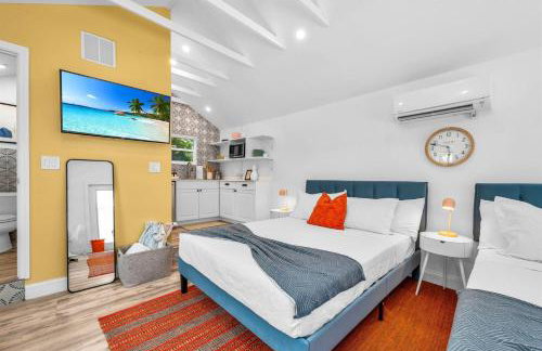 Blue Water Bungalow - Chic Palm Beach Vibes - Foto 35