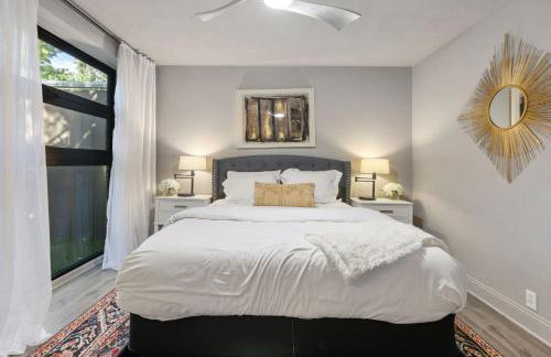 Upscale Dallas 2-Bed Condo Patio & Resort Pool - Foto 24