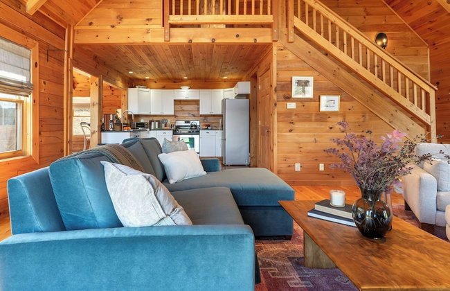 Secluded w/ Deck Views, Hot Tub, & Ping Pong Hudson in the Berks by Avantstay - Foto 118