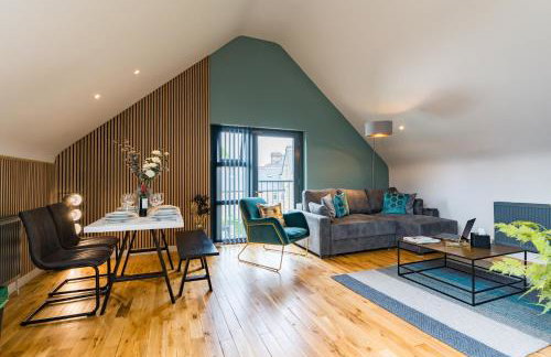 Oakfield Premier Apartments-High Speed WiFi-Smart SelfCheckIn-Central Cardiff Gem - Photo 1