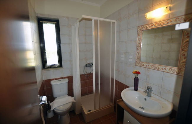 Xenos Villa 2 With 5 Bedrooms Private Swimming Pool, Near the sea - Foto 16