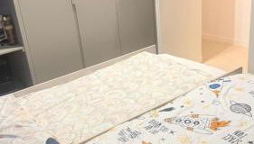 Ultra-Modern 5-Bed Luxury Chalet with Private Pool & Home Cinema 13 Min To Beach - Photo 3