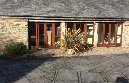 Re-imagined Stone Barns in the Country Near the Coast - Foto 4