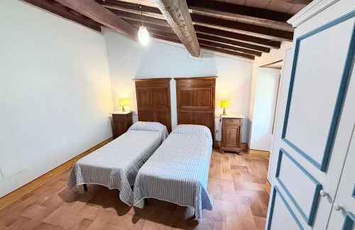 Elegant Farmhouse Retreat in Poreta, Italy - Foto 100