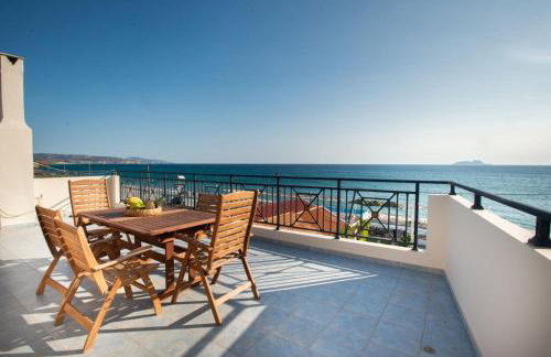 Alkioni Suites , beachfront, with sea view - Foto 2