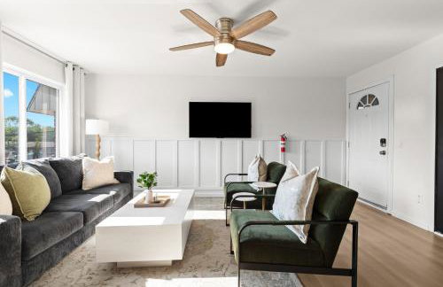 Renovated 1BR Upper Flat Modern King Suite - Foto 17