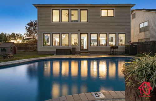 Georgian Oasis with Private Pool - An Irvie Home - Foto 76