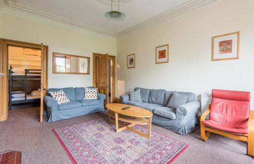 3 bed overlooking meadows park - Foto 6