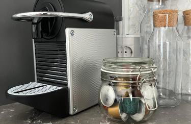 HelaMoni, New 5 Star 2 Person apartments with pool - Foto 7