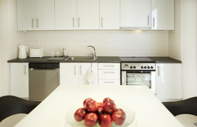 Luxury Apartment with Exceptional View - Photo 14