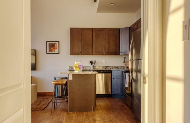 Sosuite 1BR Penthouse w W D Gym On-site Bar - Foto 30