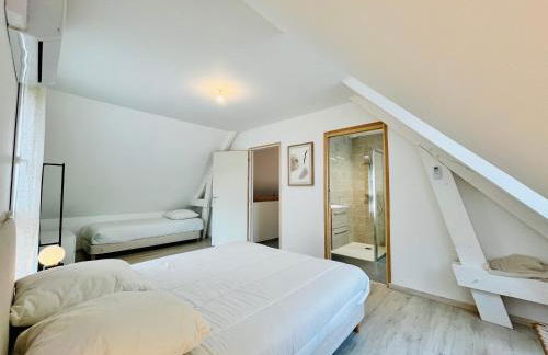 Hypercentre, spacieux, lumineux, la Maison du Rempart - Photo 33