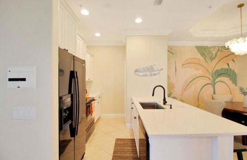 2BR Condo On Venice Island - Minutes To Beaches - Foto 8