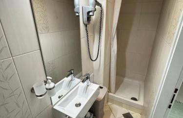Prince Apartment Zagreb with Terrace - Photo 26