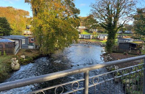 Dillons Lakeside Lodge - Photo 18