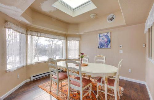 6 Mi to Chico Hot Springs Villa with River Access - Foto 7