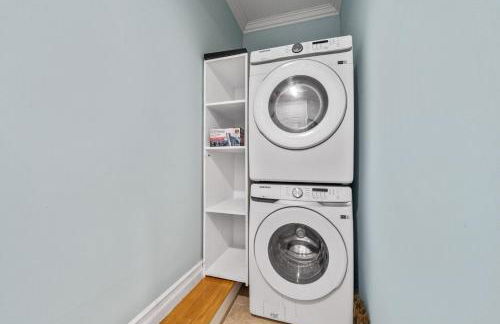 Skyline Haven Luxe NYC Escape - Foto 28