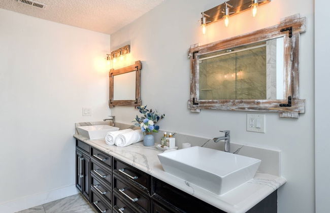 Dolphin View - Photo 38