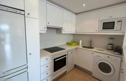 Precioso piso con vista al canal y piscina en roses AV-69 - Foto 15