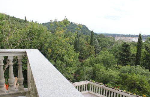 Primavera - Photo 25