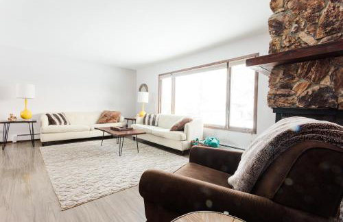 Relaxing Lake Haven House - Close to EVERYTHING! - Foto 13