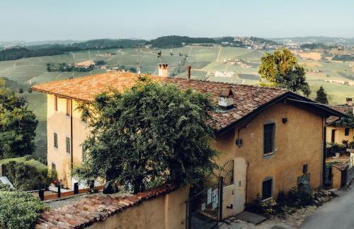 Maison typique avec vue sur les vignes des Langhe - Foto 6