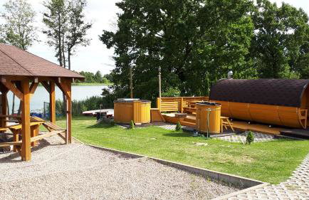 Domki Borowiackie nad brzegiem jeziora - Foto 34