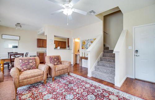 Half-Mi to Grand Lake Townhome with Hot Tub - Foto 6