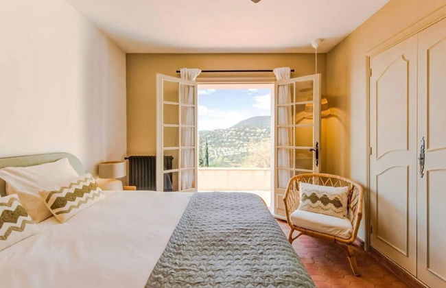 Villa in Cavalaire With Sea View & Pool - Foto 2