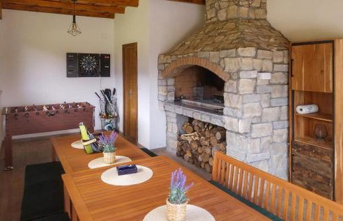 Luxurious Home In Brusane With Sauna - Photo 29