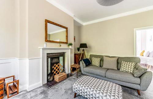 Luxury Converted Victorian Flat in Leafy Highbury - Pass the Keys - Foto 9