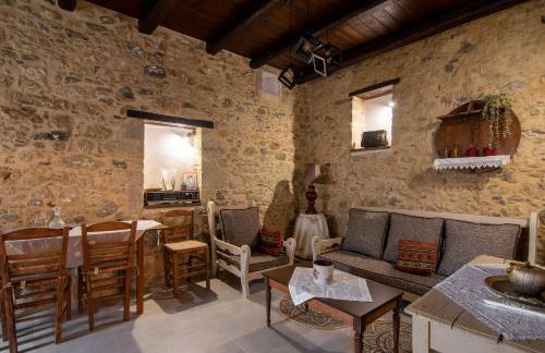 Hercules Traditional Houses - Photo 18