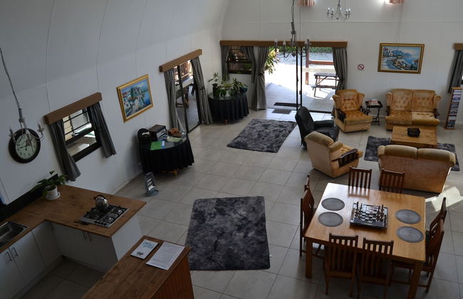 Arch Cabins Self Catering - Photo 17