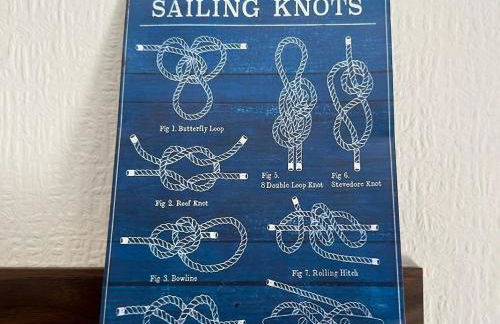 'Nautical Nook' -Island Escape - Photo 23