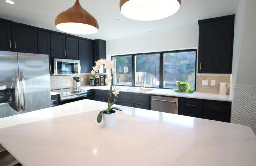 High End A-Frame - Hot Tub - Awesome Views - Yosemite - Electric Vehicle Friendly - Sleeps 10 - Foto 15