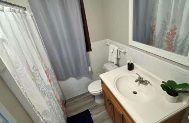 Wonderstruck on Wendover- 20 Mins to Downtown - Foto 44