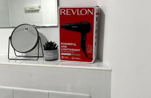 Cityfront Luxe Apt Near City Centre Facing Etihad & Coop Live, Free Parking - Foto 16