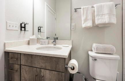 Landing Modern Studio Rooftop Lounge - Foto 11