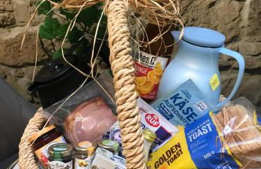 FeWo MainTime Honeymoon mit Frühstückskorb - Foto 18